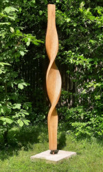 Tanečnice - dřevěná socha do zahrady - dub 250 cm
