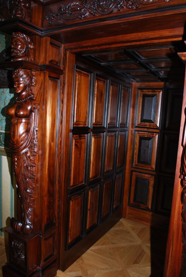 Dveřní portál zámku Úmonín-detail